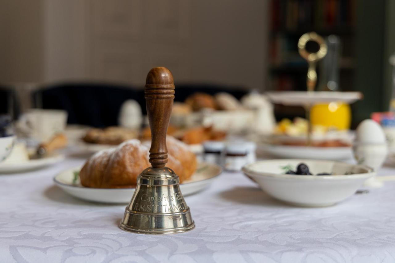 De Jonge Barones Bed & Breakfast Beetsterzwaag Ngoại thất bức ảnh